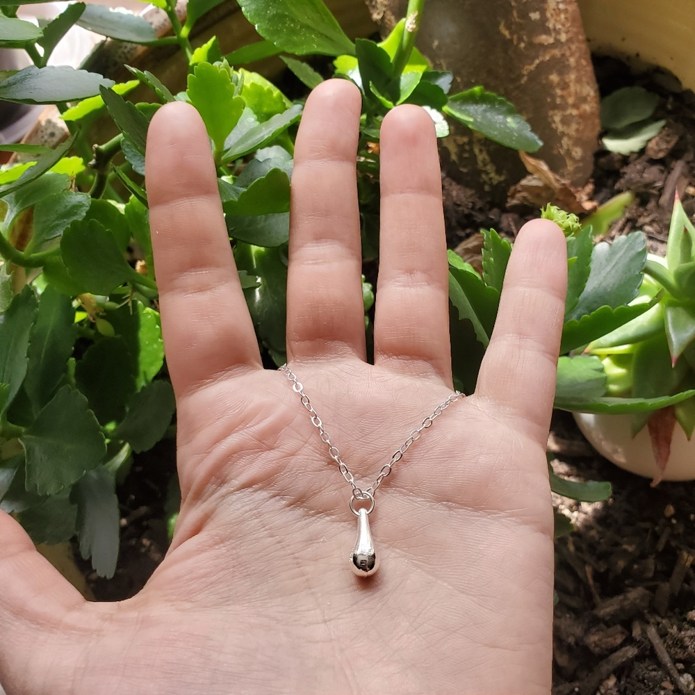 New Dainty Silver Teardrop Necklace - Picture 3 of 16